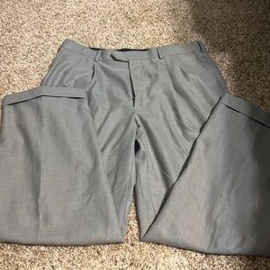 Perry Ellis cuffed dress pant, pleated front, 36 x 30, gray